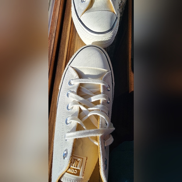 CONVERSE WOMEN'S CHUCKS SIZE 9 WHITE - Picture 8 of 8